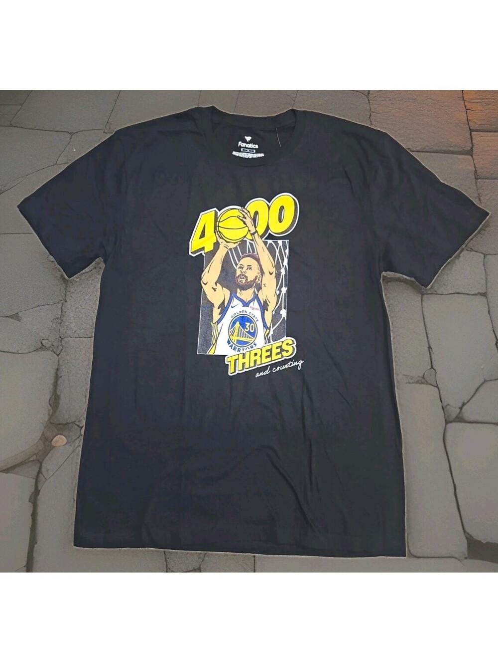 Golden State Warriors Men's Fanatics Stephen Curry 4000 3's Tee (Black, Size M